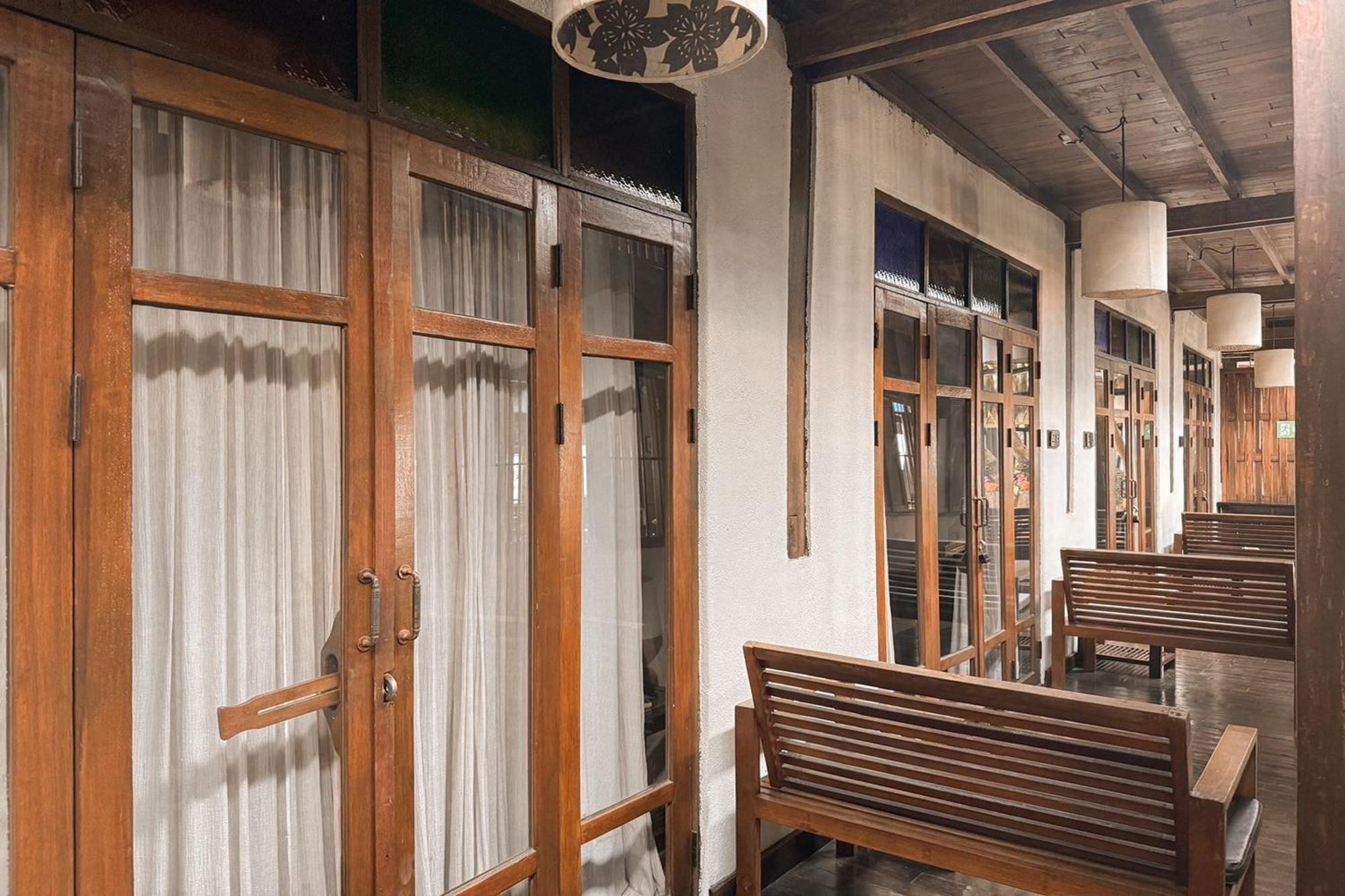Rompo Boutique Hotel Чиангмай Екстериор снимка