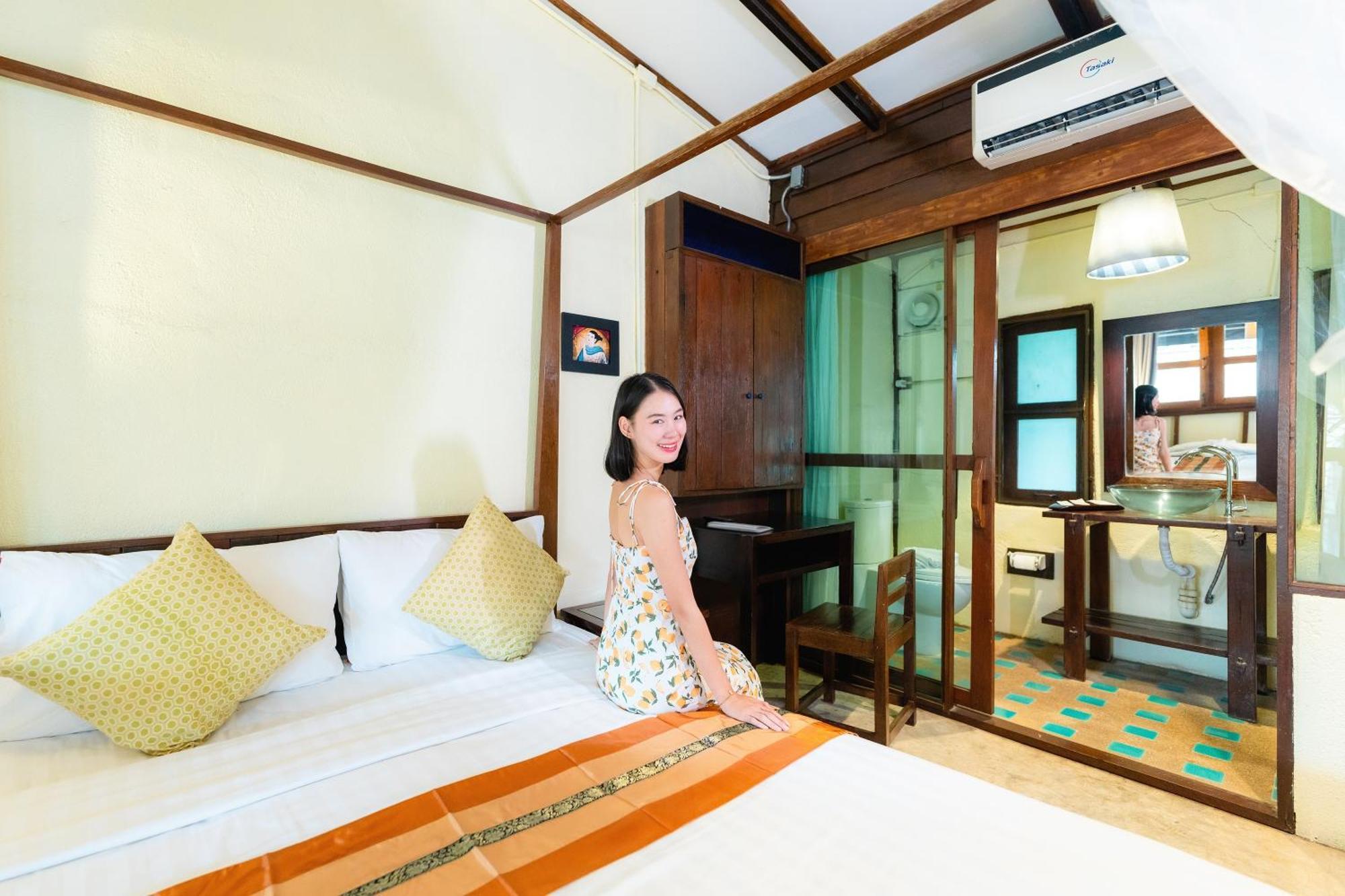 Rompo Boutique Hotel Чиангмай Екстериор снимка