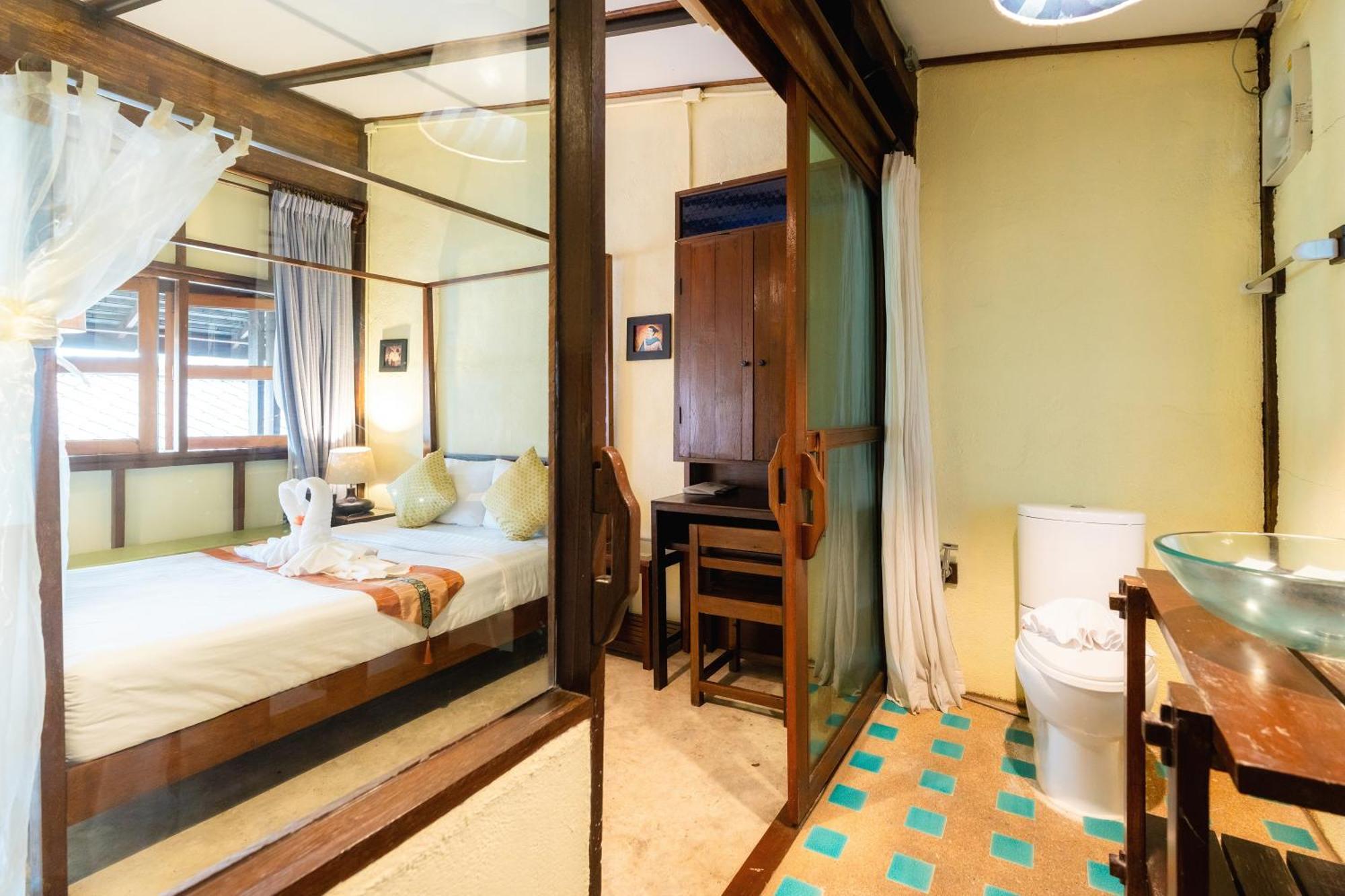 Rompo Boutique Hotel Чиангмай Екстериор снимка