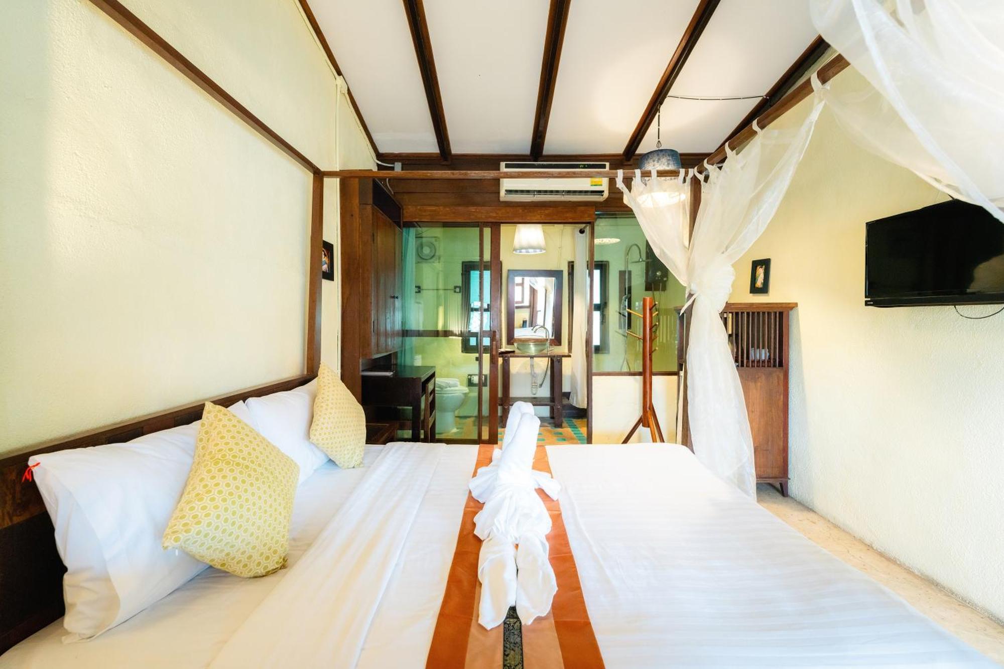 Rompo Boutique Hotel Чиангмай Екстериор снимка