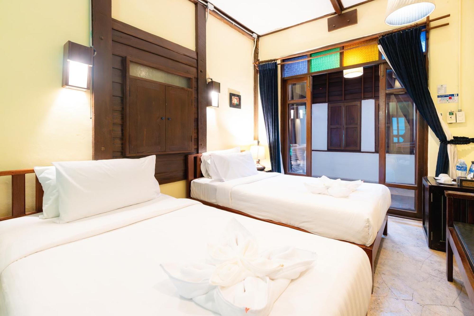 Rompo Boutique Hotel Чиангмай Екстериор снимка
