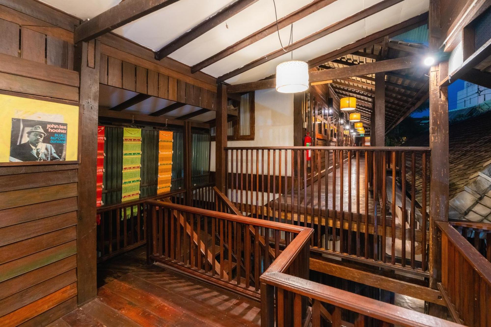 Rompo Boutique Hotel Чиангмай Екстериор снимка